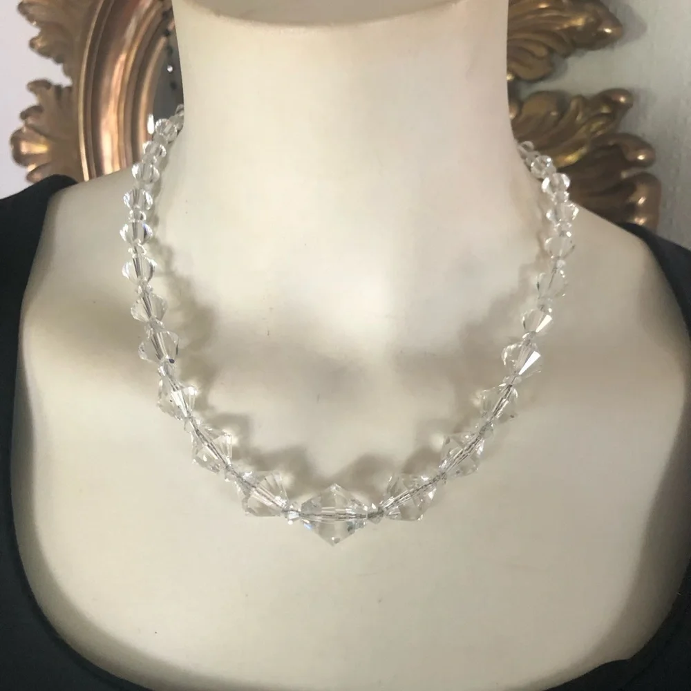 Vintage Graduating Glass Crystal Necklace
